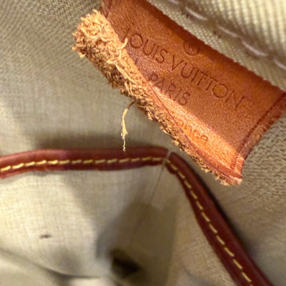 Louis Vuitton Monogram brown and tan Duffel Bag - Picture 10 of 12